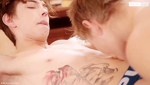 Beno Eker and Tom Hunters Steamy Threesome: Twink Ass Gets Hammered by Huge Cock – 18+