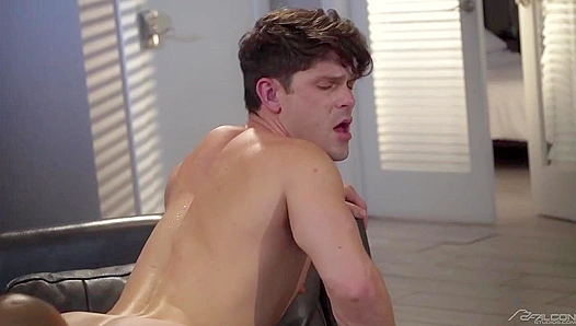 Devin Francos Hungry Throat Takes Zario Travezzs Massive Black Beast – Falcon Studios 18+