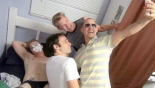 Double Decker Fun: Derek Matts Raw Tag Team Fuck of a Ripped Jocks Huge Cock at Dick Dorm