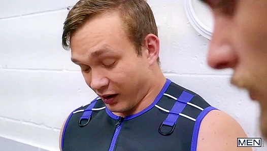 Kaleb Liams Steamy Shower Showdown: Raw, Hard-Cocked Bathroom Brawling – TinyGays 18+
