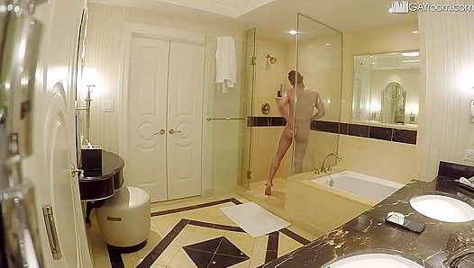 Sultry Showdown Under Running Water: Blake Ellis and Eli Taylors Sizzling Shower Sex – 18+