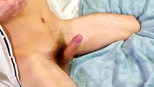 Ronan Keanes Scorching Self-Love: Sweat-Soaked Fantasies Ignite His GayXXX Orgasm
