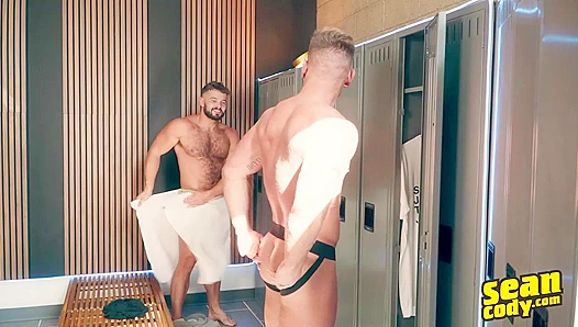 Blaynes Expert Touch Ignites Hunter: Sizzling Gay Massage Leads to Steamy Threesome