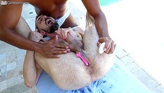 Steamy Massage Ignites Johnny B Jay Seabros Desire – ManRoyale
