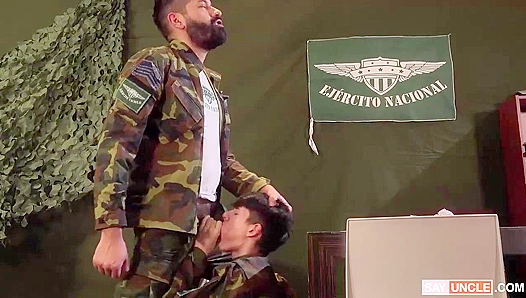 Cecil Rose and Nikols Steamy Army Encounter Ends in a Thick Load – MilitaryDick