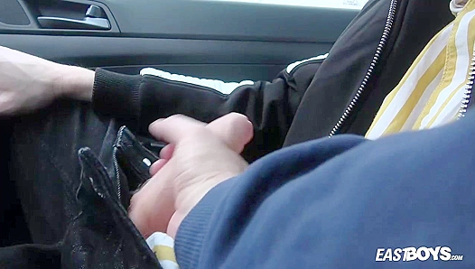 Snowed In Solo? Jerzy Fox Warms Up Hands with Hot handjob – EastBoys