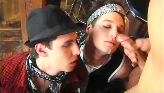 Sticky Situation: Thirsty Studs Devour Musky Cocks at the Local Tavern – Featuring Ennio