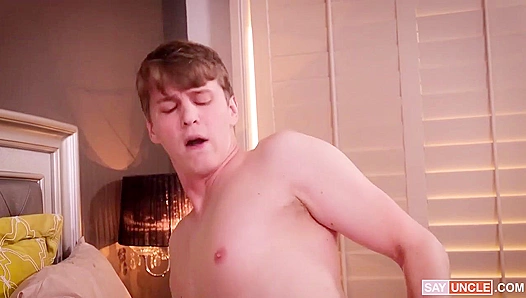 Stepdads Hung Beef Makes Messy Brody Squirt - XclusiveFetish 18+