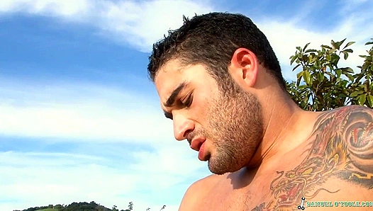 Samuels Throbbing Meat: Passionate Cock Pumping Solo – Hot Gay Video