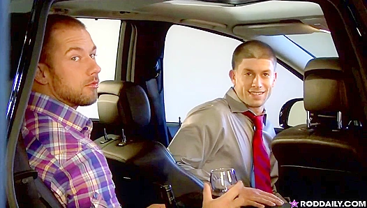 Steamy Car Makeout: Rod Daily Brec Boyd Get Intensely Hands-On in Tight Quarters – OTS