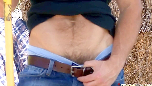 Trystan Bull Ignites: Steamy Solo Workout Session Exposes His Raw Physicality on Set -