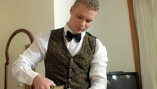 Johan Volns Passion Ignites as He Unleashes a Torrent of Thick Creamy Load – GayXXX