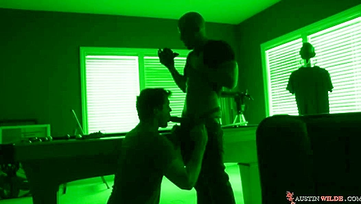 Austin Wilde and Parker London Go Wild for Intense Threesome Anal Thrills