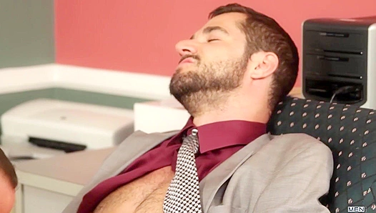Steve Vex Unleashes Raw Desire on Dean Monroe in The Gay Office Throes