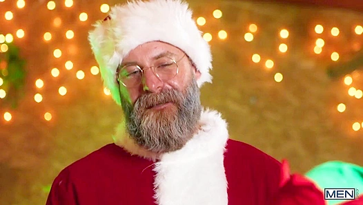 Daddys Delicious Present: Steamy Holiday Threesome with Benjamin Blue and His Elf Boy Toy
