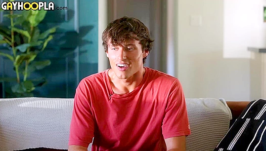 Steamy Soft Focus: Gorgeous Boy Rick Johnson Gets Up Close and Personal – GayHoopla 18+