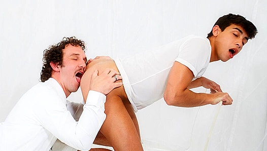 Greg McKeons Handsy Touch Ignites Gabe Bradshaws Tight Hole - Missionary Boys
