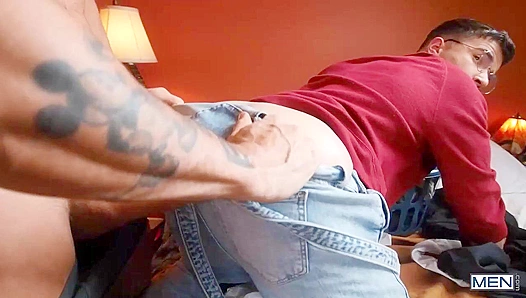 Eager Twink Devours Huge Cock: Dominates Horny Daddy MaverickSun AustinWolf 18+