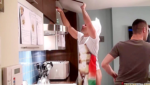 Steamy Kitchen Confrontation: Trystan Bull and Johan LaPointe Engage in Scorching