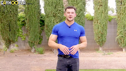Zack Dickson Struts Naked, Reveals Chiseled Abs and Massive Thick UnCut Cock On Live Gay