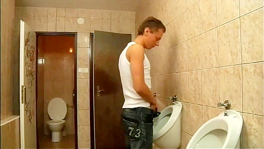 Raw Fisting Chaos in the Boys Room: Kamil Fox Zack Hood Unleash Their Desires – Gay XXX