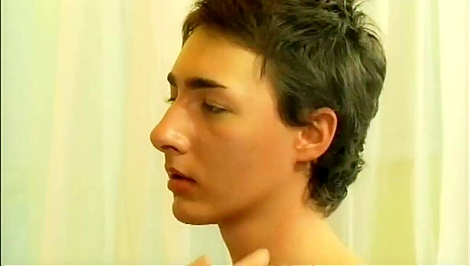 Sean Chesters Sizzling Hookup Ignites Fiery Gay Lust – Hot 18+ Threesome
