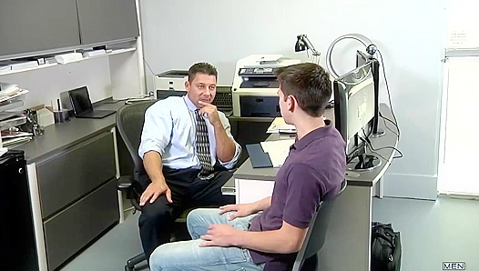 Straight Boy Chase Austins Jaw-Dropping Gay Conversion with Robert VanDamme – TinyGays 18+