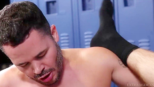 : Petrovs Huge Dick Takes Over Foxs Tight Hole - XXXGayFlix 18+