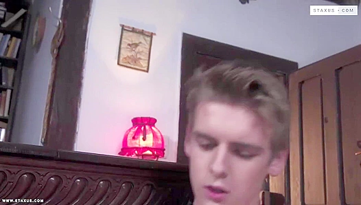 Kris Goes Wild On Top: Twinks Anal Ride Leaves Jacob Mind-Blown – GayXXX