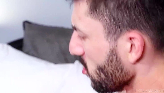 Joel Scotts Sizzling Fantasy Fulfilled: Unleashing His Thirst for Thick, Hung Raw Cock