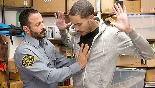 Forbidden Heat: Mendozas Thirst for Vinnies Musky Ass – Young Perp Temptation