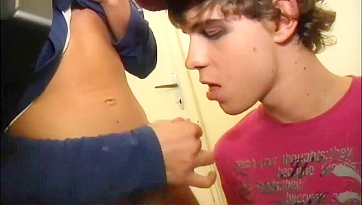 Steamy Threesome Frenzy: Loui, Julian Tomlinsons Wild Ride with Rico Armin - 18+