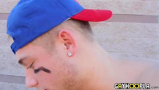 Zane Tylers Intense Raw Workout Session Turns into a Steamy Fuckfest with His Chiseled