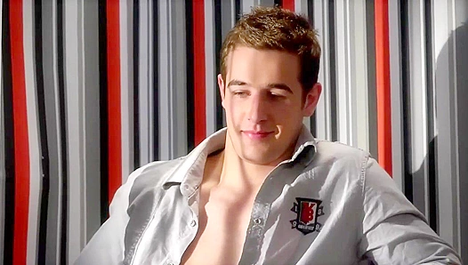 Steamy Office Tryst: Mathew Ross Ignites Mike Cages Lust – Explicit Subtitled Gay Porn