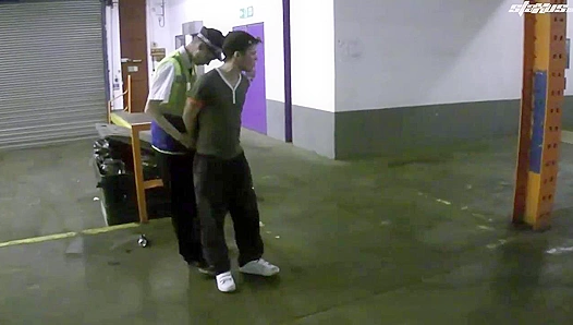 Busty Bobbys Hung Thug Kierion Ignites Sizzling Steamy Gay Rendezvous – XXX