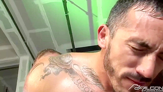 Undercover Heat Rises: Alessio Romero Tom Wolfe Unleash Their Lust – Falcon Studios