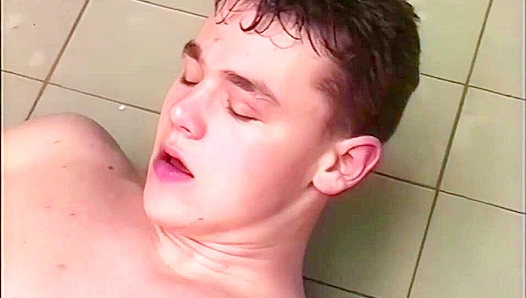 Andrej Sovinski Michal Tarkus Sizzle in Scorching Poolside Sex: Deep Throat Leads to