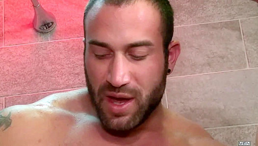 Steamy Showers Ignite Passion: Jimmys Wild Ride Ends in Cum-Flooded Tommy – GayPornHub