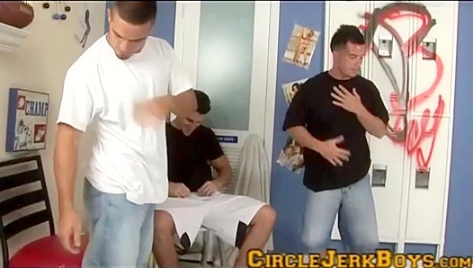 Steamy Three-Way Heat: Marcus, Mateo Johnny Thrill in Lewd Trio Action – GayCircleJerk 18+