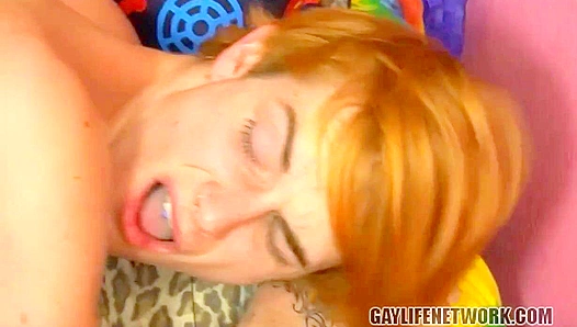 Savoring Sweet Bliss: Preston Blake Goes Crazy for Lollipop Cock Treats in Thirsty Twink