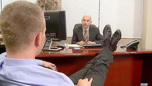 Steamy Office Hookups: Cameron Nicks Thirsty Workplace Affair