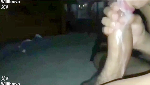 Kitchen Suckfest: 24cm Grindr Dick Down Throat, Swallows Thick Cum Outside