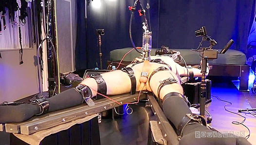 Toe Tantalization Ignites: Electric Pleasure Builds to Explosive Release - BoundBoys 18+