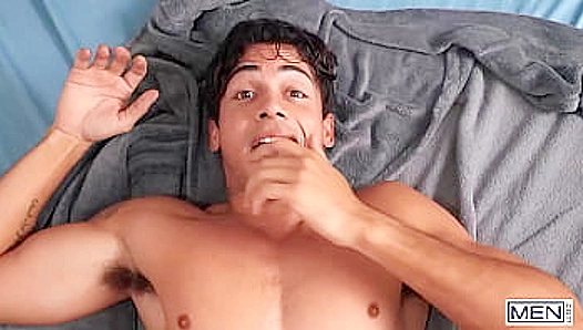 Steamy Threesome Thrills: Ashton Trevor Michael Go Wild with Fresh Meat – 18+