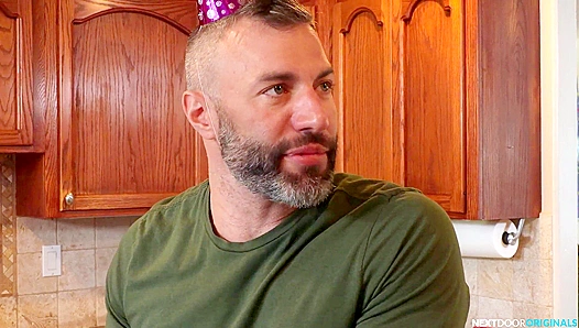 Stepdads Sizzling Submission: Cute Caterers Oral Skills Reduce Him to Whimpers – Steamy