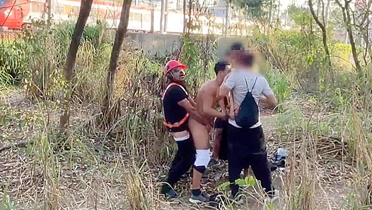 Steamy Forest Gang Bang Unleashes Wild Security Guards Raw Desire – GayPornNature 18+