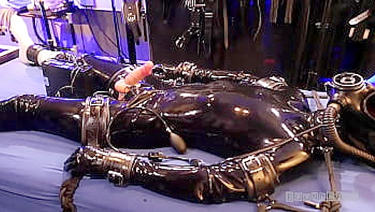 Drenched Teens Edge Till Euphoria: Drone Captures Every Sweat-Dripping Second – GayPornX
