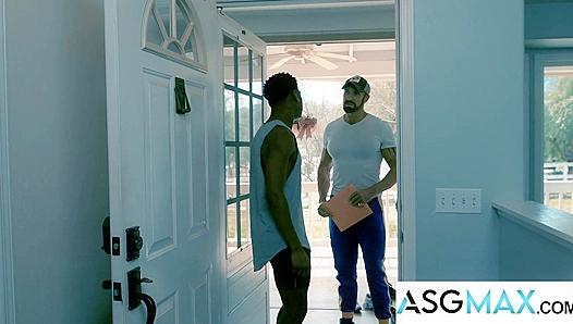 Coachs Hardwood Honeymoon: Young Athlete Seduces Coach Ty Santana in Steamy Locker Room