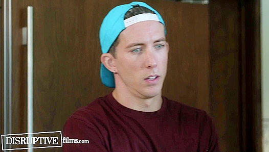 Cash for Cocks: Isaac Hans Steamy Secret Blowjobs – College Dicks Caught in the Act