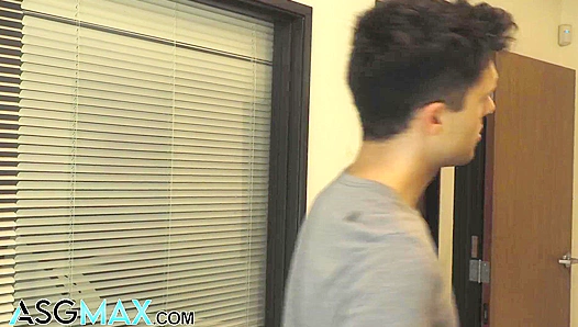 Stepdads Hung Fucks Naughty Stepson: Unleashing Raw Lust Between Christian Wilde Troye